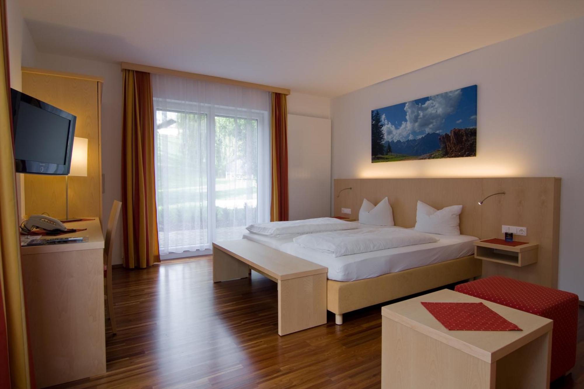 Austria Classic Hotel Heiligkreuz ฮัลล์อินทีโรล ภายนอก รูปภาพ