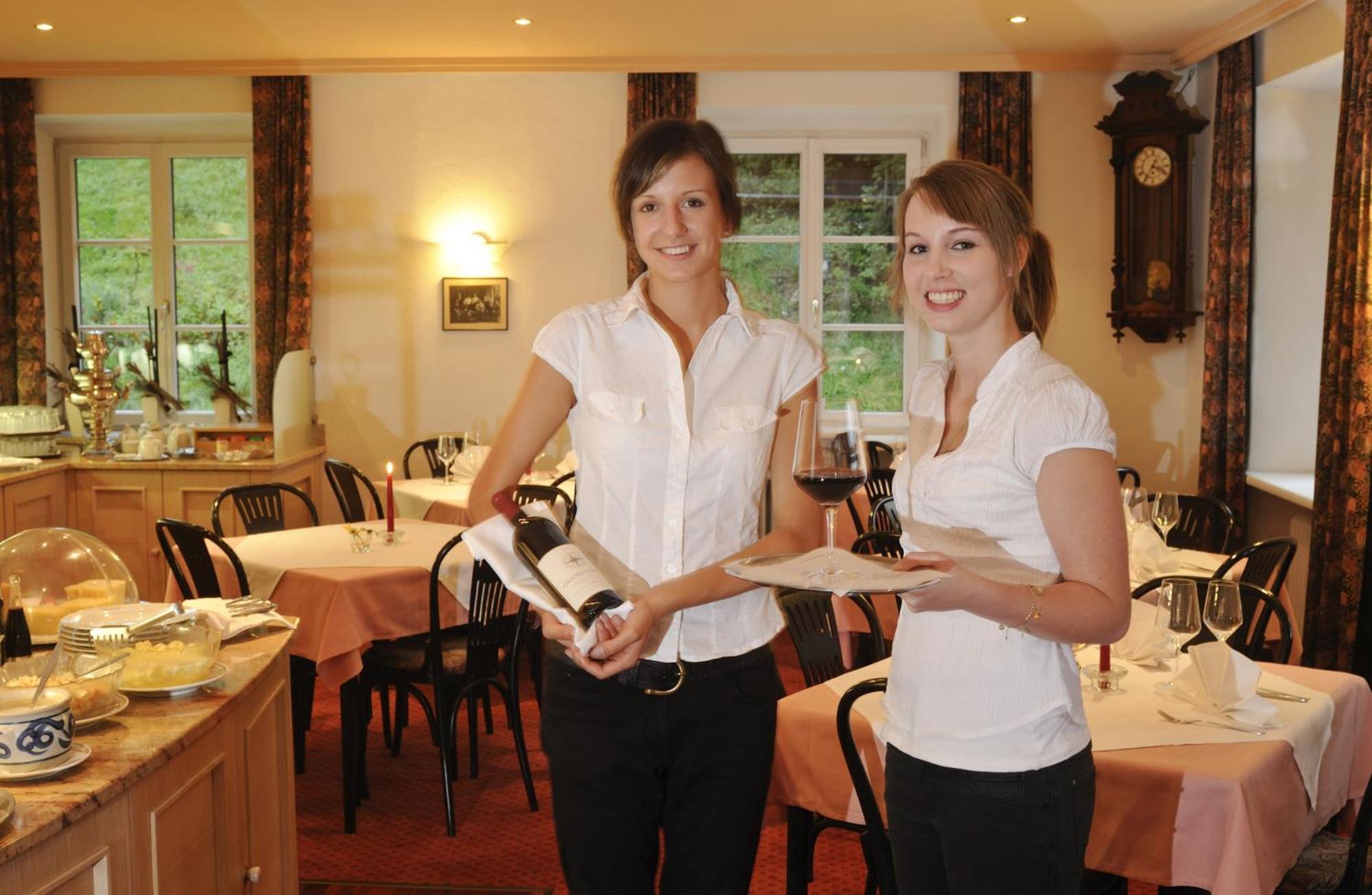 Austria Classic Hotel Heiligkreuz ฮัลล์อินทีโรล ภายนอก รูปภาพ