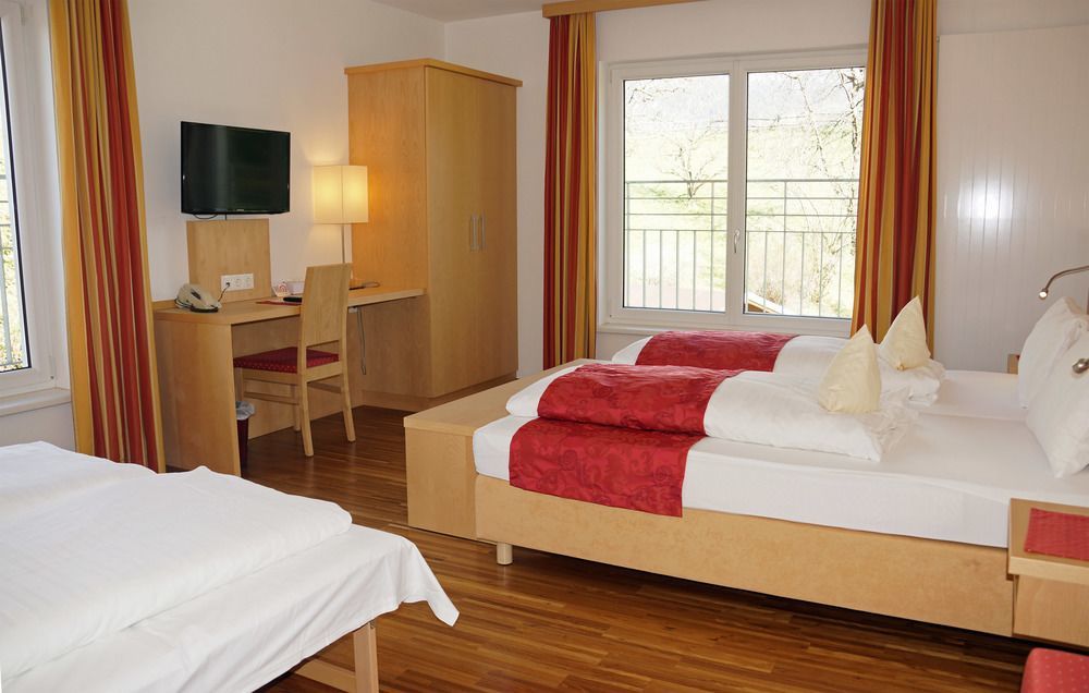 Austria Classic Hotel Heiligkreuz ฮัลล์อินทีโรล ภายนอก รูปภาพ