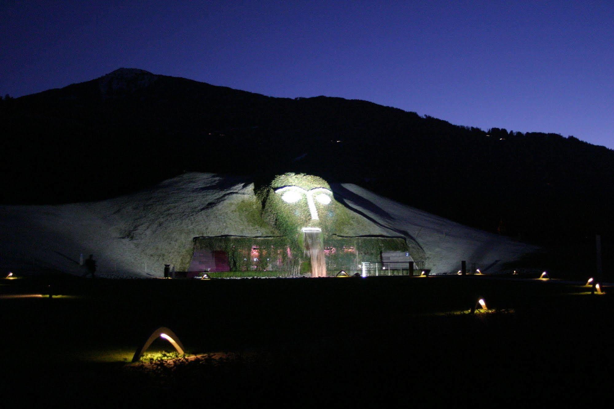 Austria Classic Hotel Heiligkreuz ฮัลล์อินทีโรล ภายนอก รูปภาพ