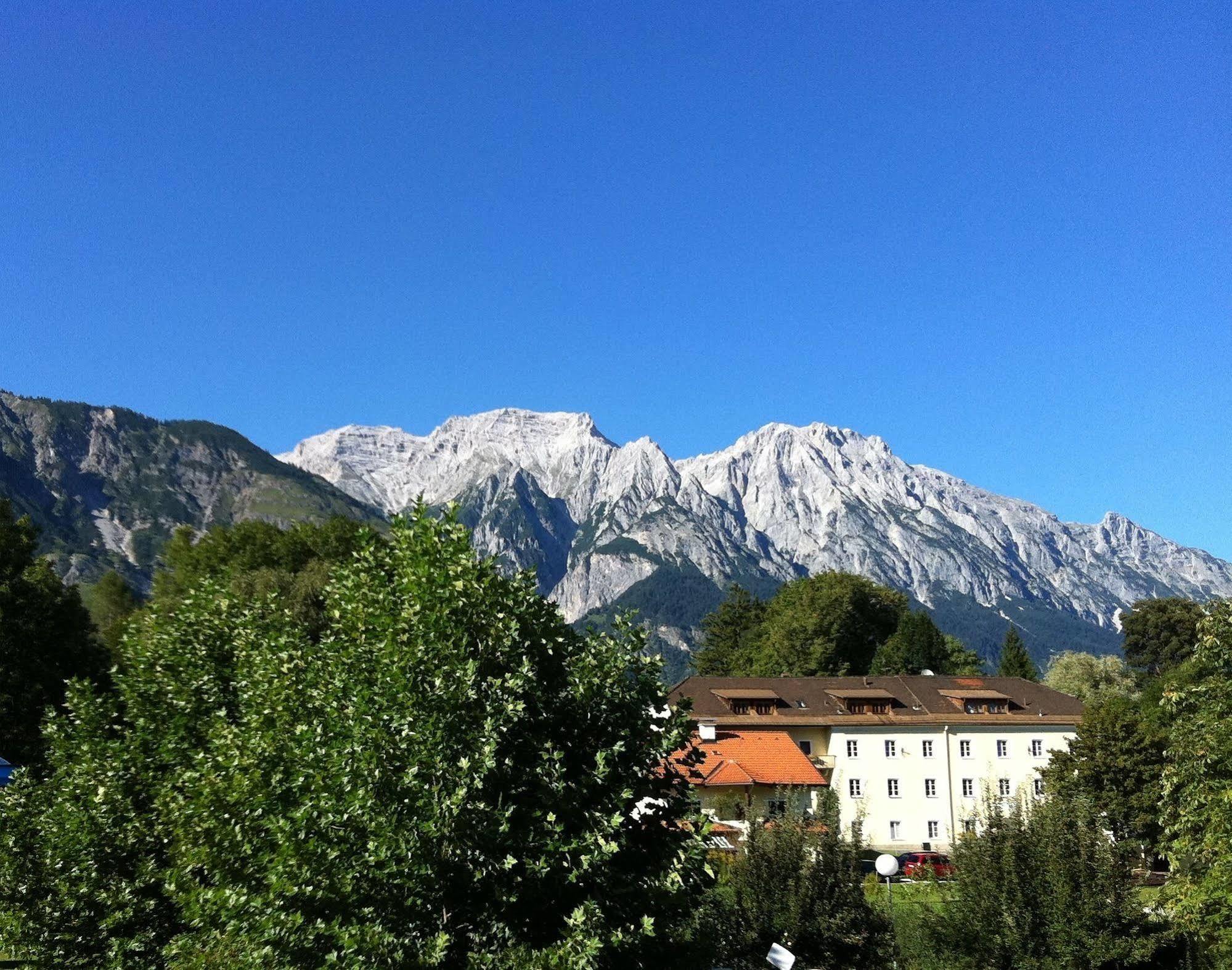 Austria Classic Hotel Heiligkreuz ฮัลล์อินทีโรล ภายนอก รูปภาพ