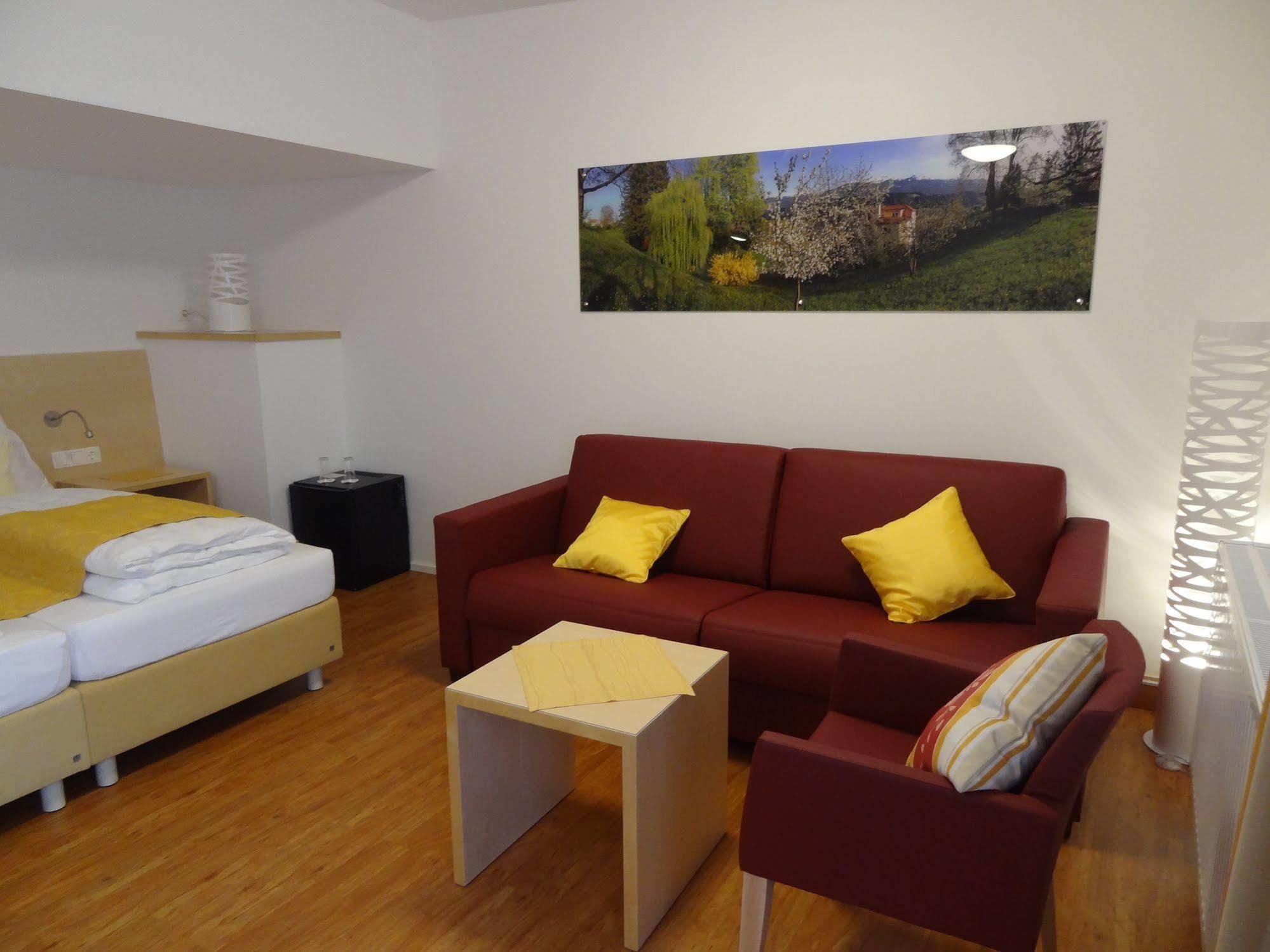 Austria Classic Hotel Heiligkreuz ฮัลล์อินทีโรล ภายนอก รูปภาพ